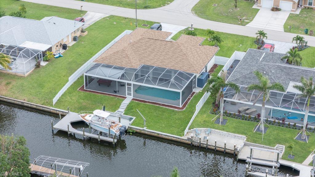 946 23 Pl, Cape Coral, FL 33990