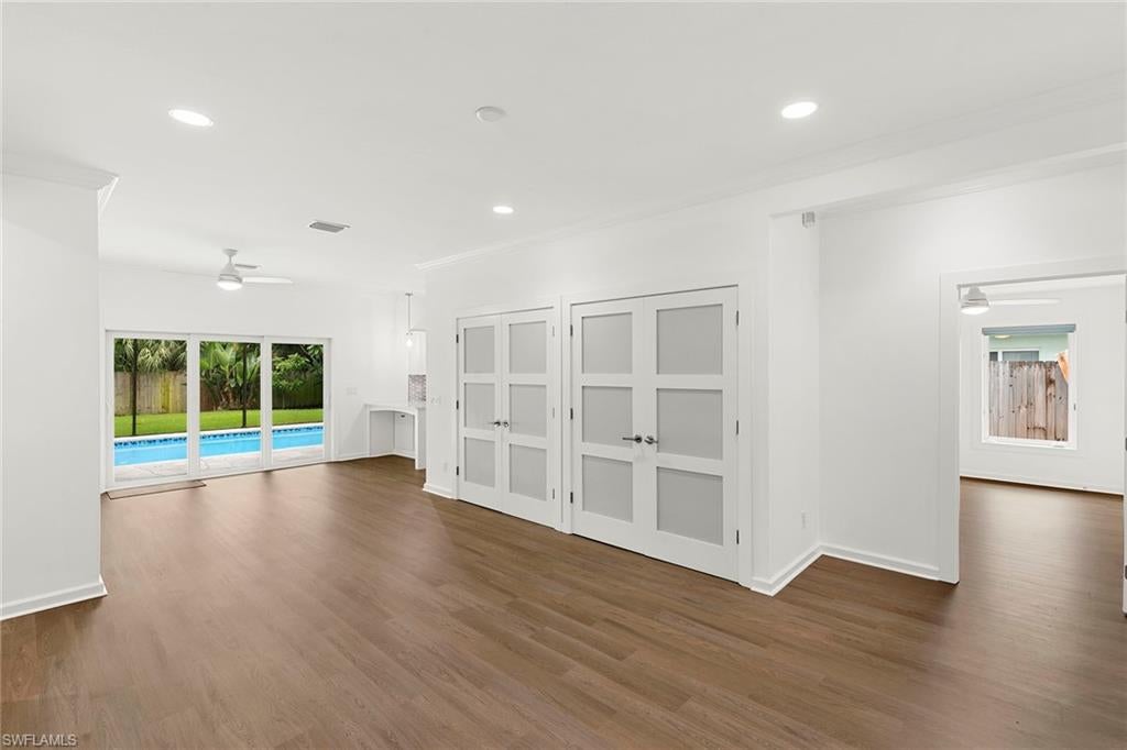 1128 Hilltop Dr, Naples, FL 34103 photo