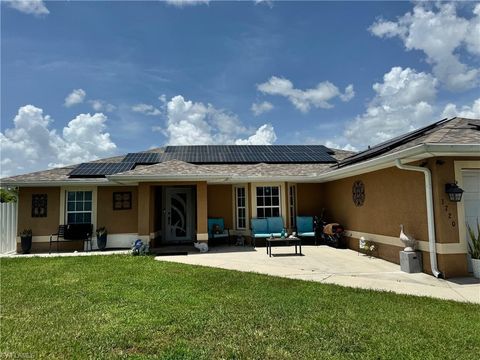 Single Family Residence in LEHIGH ACRES FL 3720 23rd ST.jpg