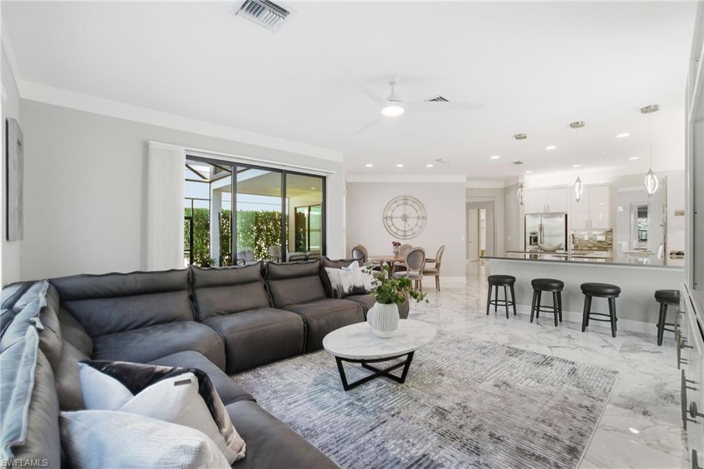 4654 Kensington Cir, Naples, FL 34119 photo