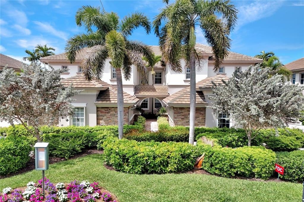 8755 Coastline Ct #202, Naples, FL 34120 photo