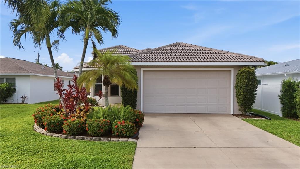 736 110 Ave, Naples, FL 34108