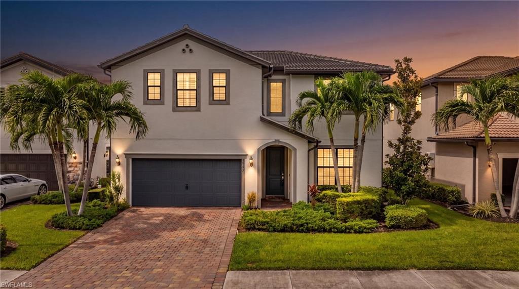 16277 Borelle Cir, Naples, FL 34110
