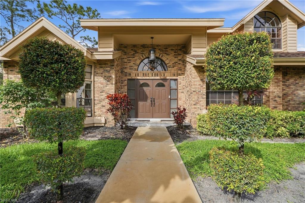 13055 White Violet Dr, Naples, FL 34119 photo