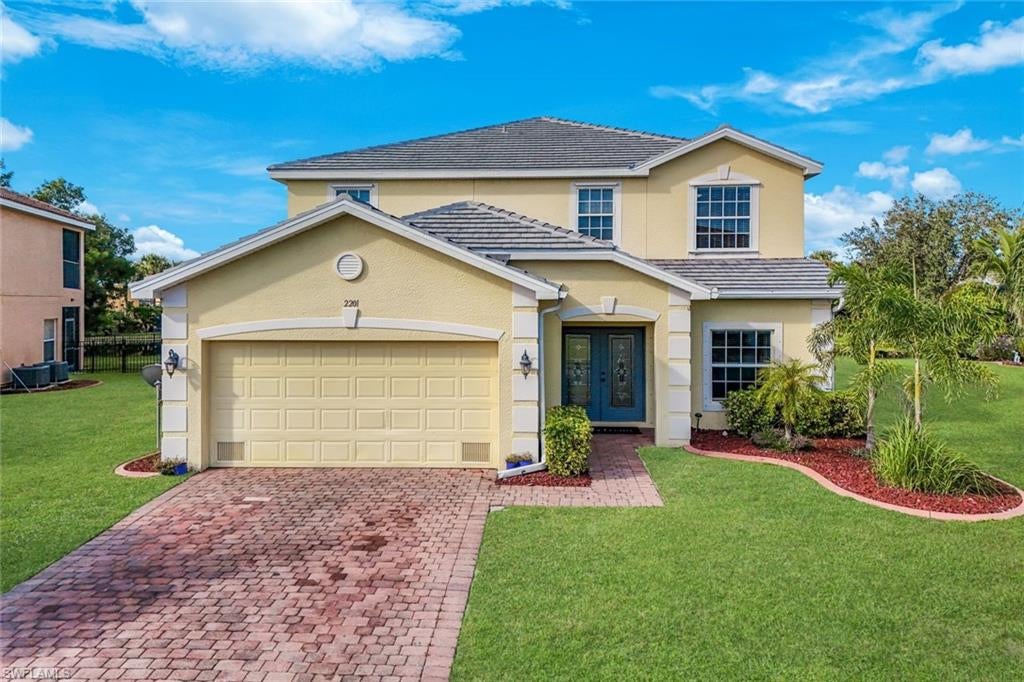 2201 Cape Heather Cir, Cape Coral, FL 33991 photo
