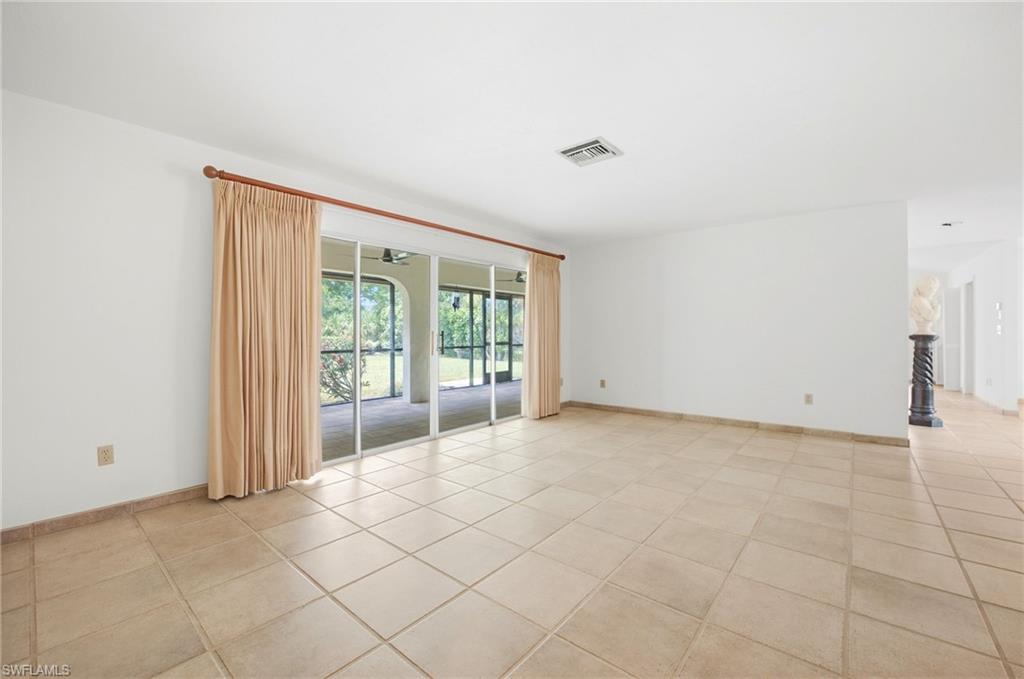 3066 Round Table Ln, Naples, FL 34112 photo