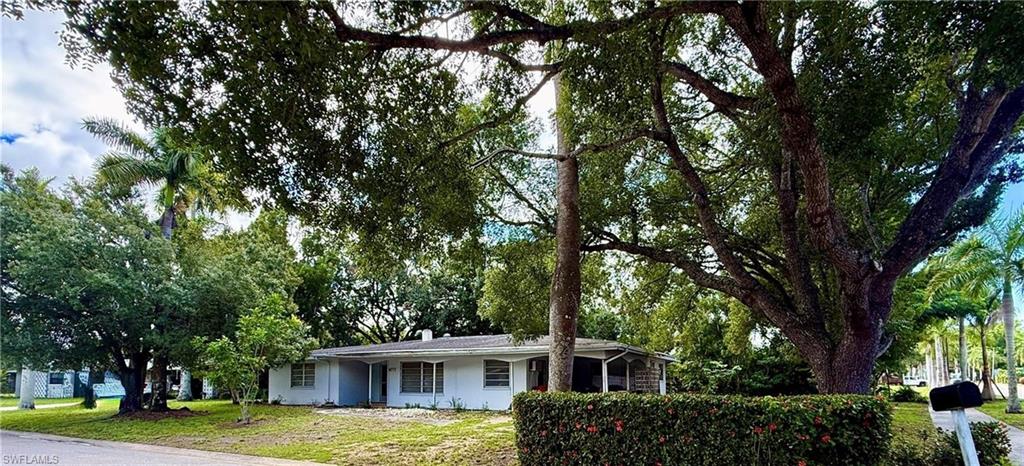 4777 Mcgregor Blvd, Fort Myers, FL 33901 photo