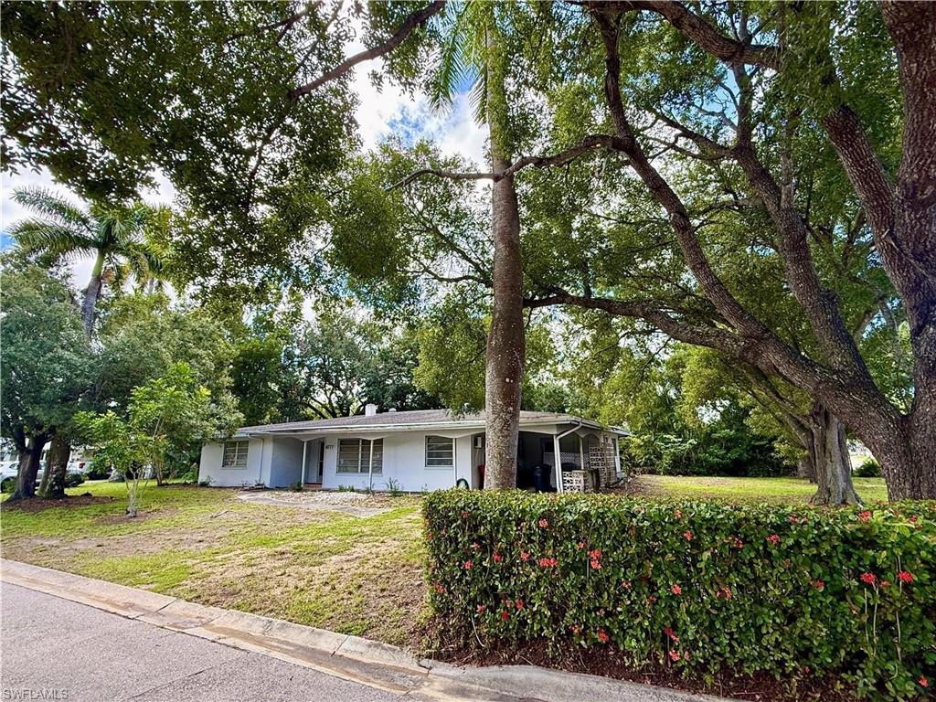 4777 Mcgregor Blvd, Fort Myers, FL 33901 photo