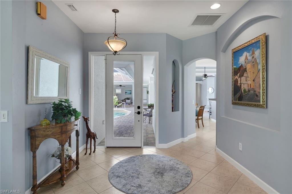 3232 Sundance Cir, Naples, FL 34109 photo