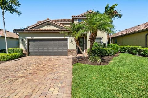 Single Family Residence in ESTERO FL 13570 San Georgio DR.jpg