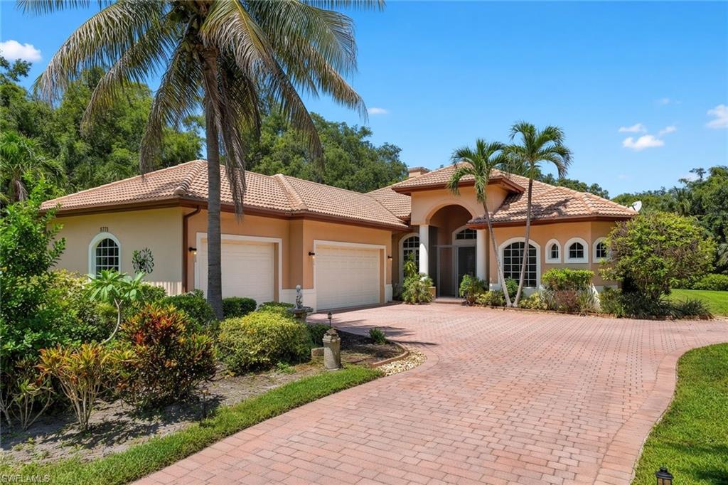 5771 Dogwood Way, Naples, FL 34116 photo