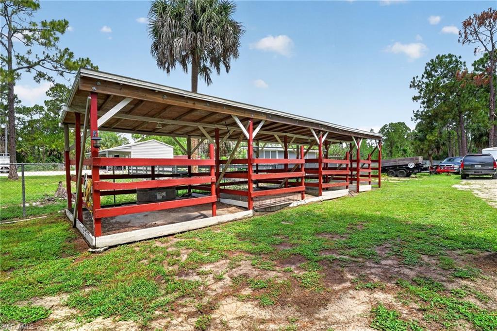 2581 4 Ave, Naples, FL 34120 photo