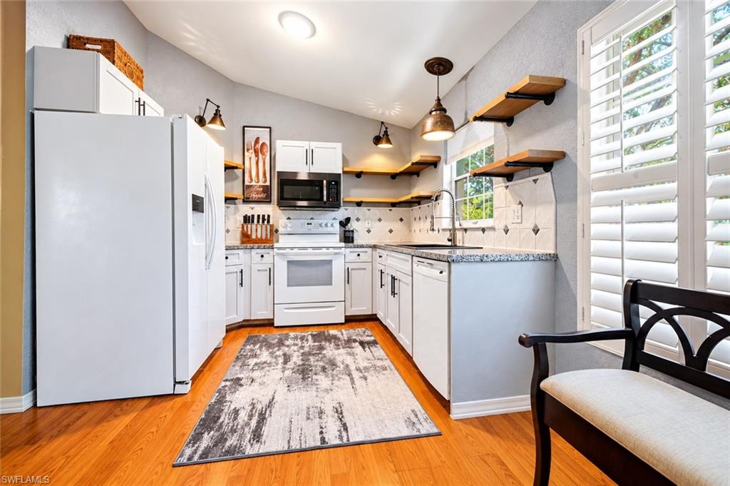 3795 Fieldstone Blvd #106, Naples, FL 34109 photo