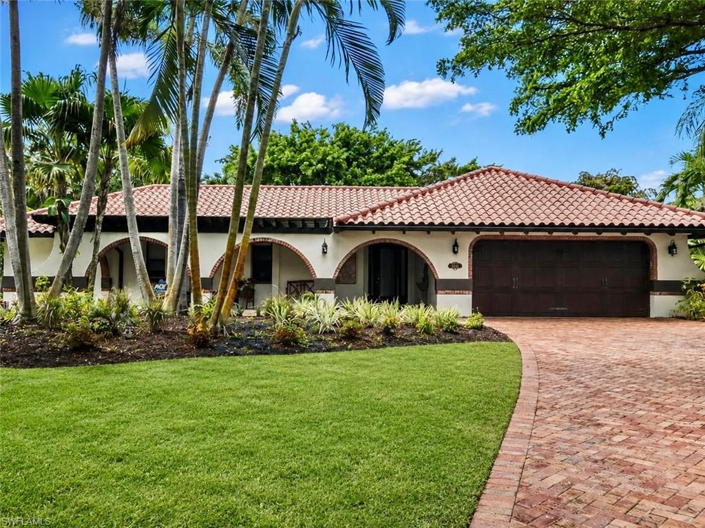 2429 Kings Lake Blvd, Naples, FL 34112 photo
