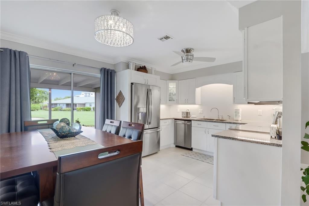 175 Crown Dr, Naples, FL 34110 photo