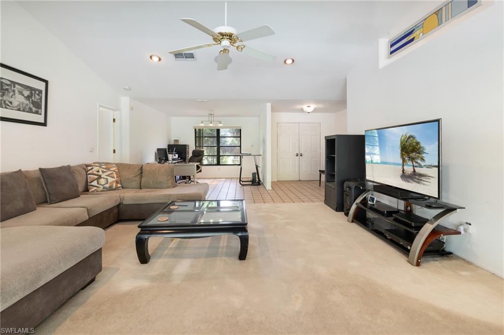 19112 Pine Run Ln, Fort Myers, FL 33967 photo