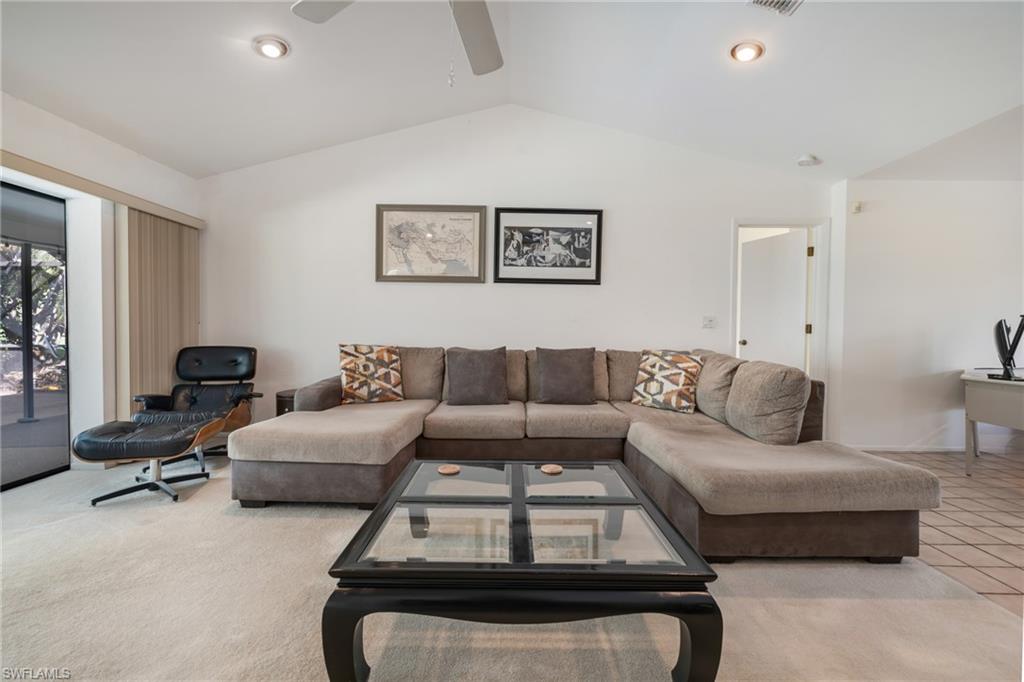 19112 Pine Run Ln, Fort Myers, FL 33967 photo