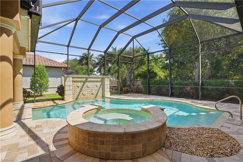 971 Tivoli Dr, Naples, FL 34104 photo