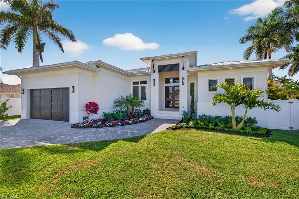 850 101 Ave, Naples, FL 34108 photo