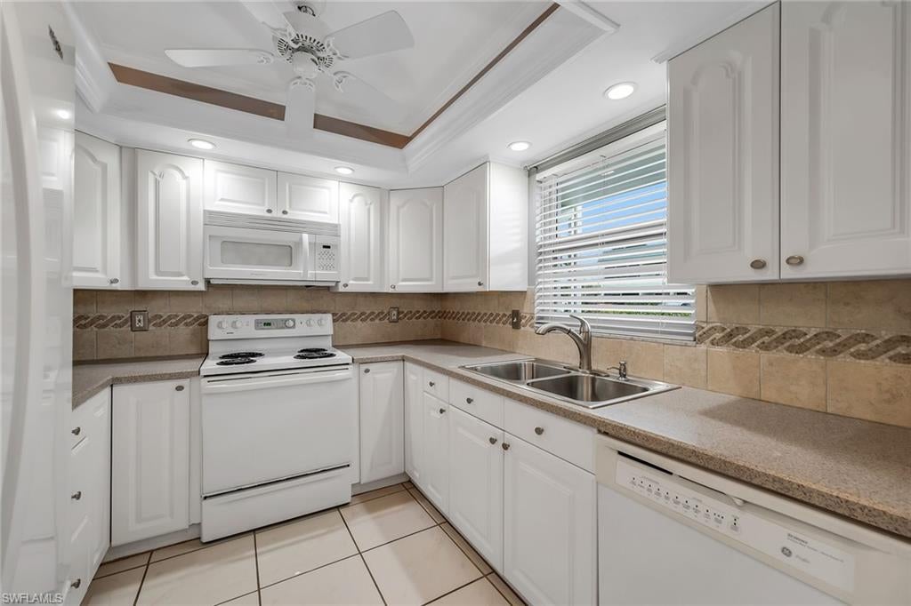 200 Valley Stream Dr #3 B, Naples, FL 34113 photo