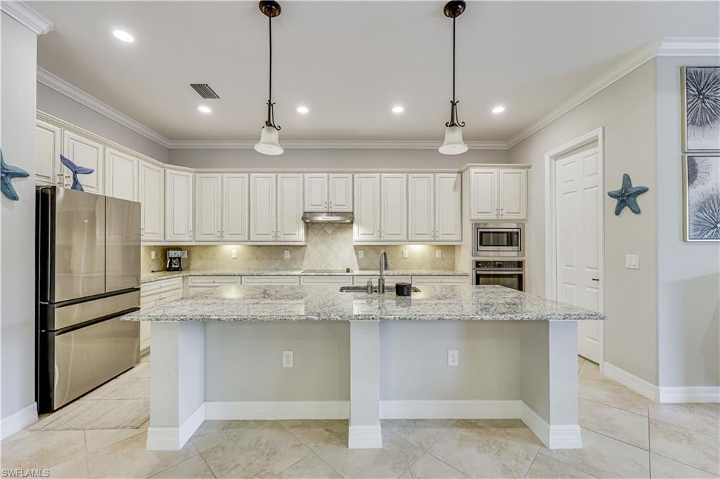 12840 Kinross Ln, Naples, FL 34120 photo
