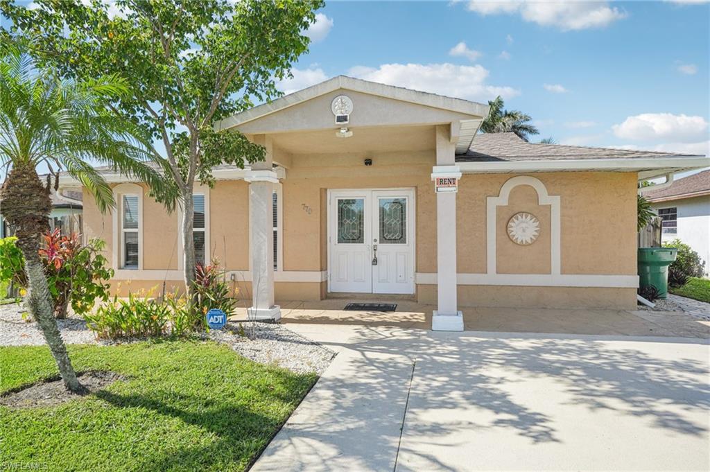 770 93 Ave, Naples, FL 34108