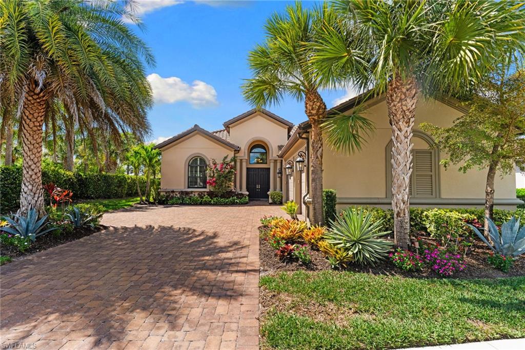 9012 Sorreno Ct, Naples, FL 34119 photo