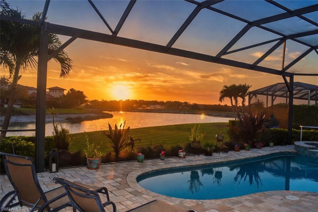9012 Sorreno Ct, Naples, FL 34119
