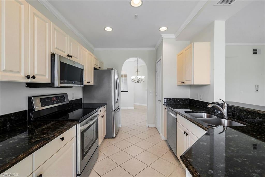 3058 Driftwood Way #4407, Naples, FL 34109 photo