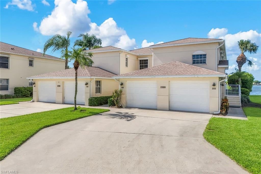 2390 Piccadilly Circus 202, Naples, FL 34112 photo