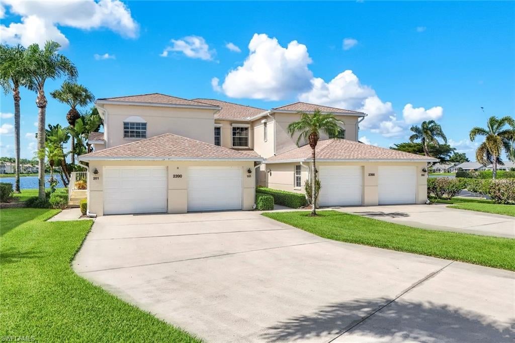 2390 Piccadilly Circus 202, Naples, FL 34112 photo