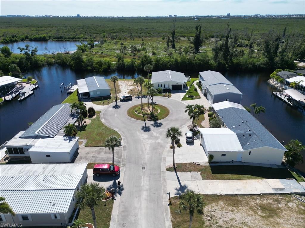 17940 Peppard Dr, Fort Myers Beach, FL 33931 photo