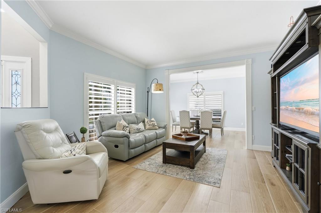 308 Wentworth Ct, Naples, FL 34104 photo