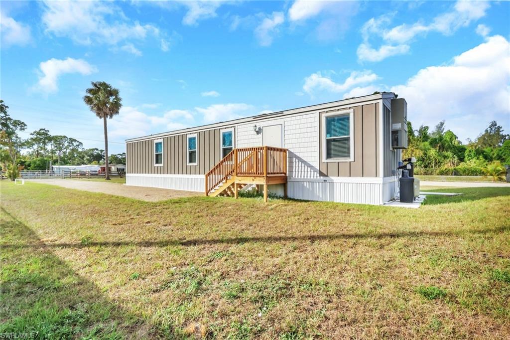 8111 Breeze Dr, North Fort Myers, FL 33917 photo