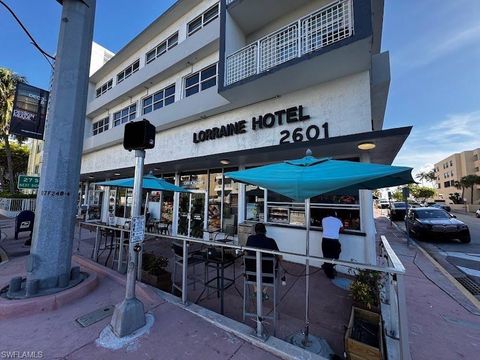 Retail in MIAMI BEACH FL 2601 COLLINS AVE.jpg