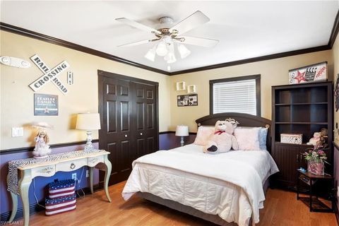 Single Family Residence in LEHIGH ACRES FL 201 Ivan AVE 29.jpg