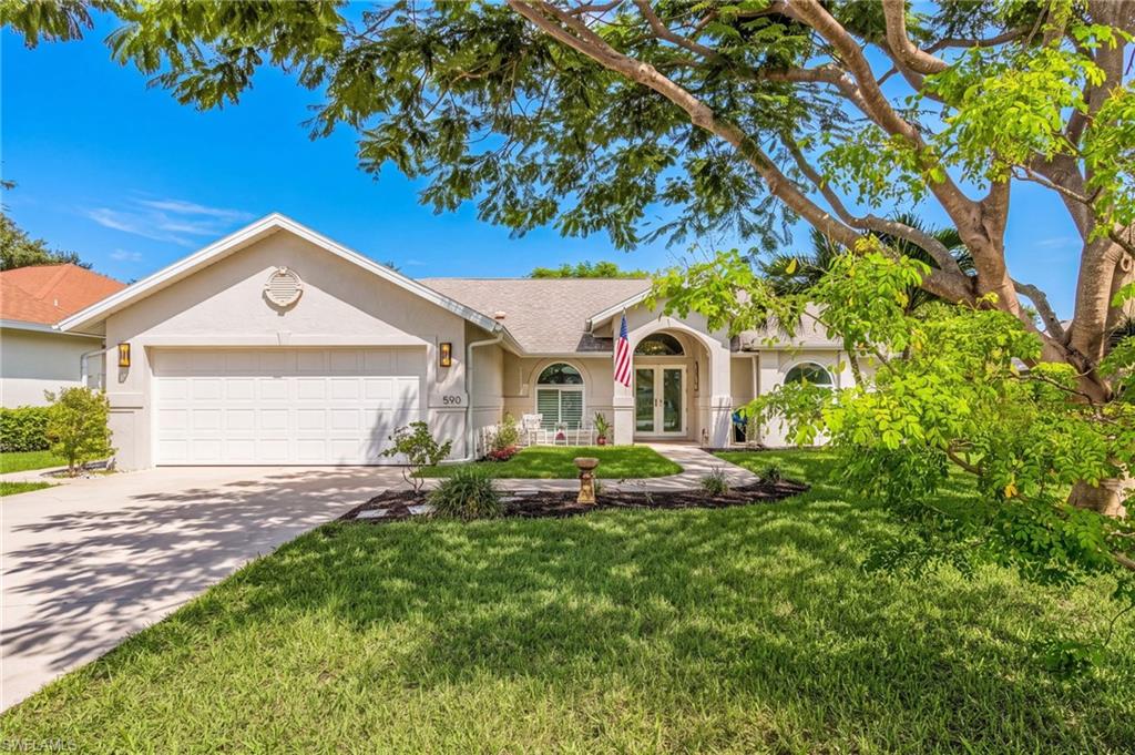 590 Lambton Ln, Naples, FL 34104 photo
