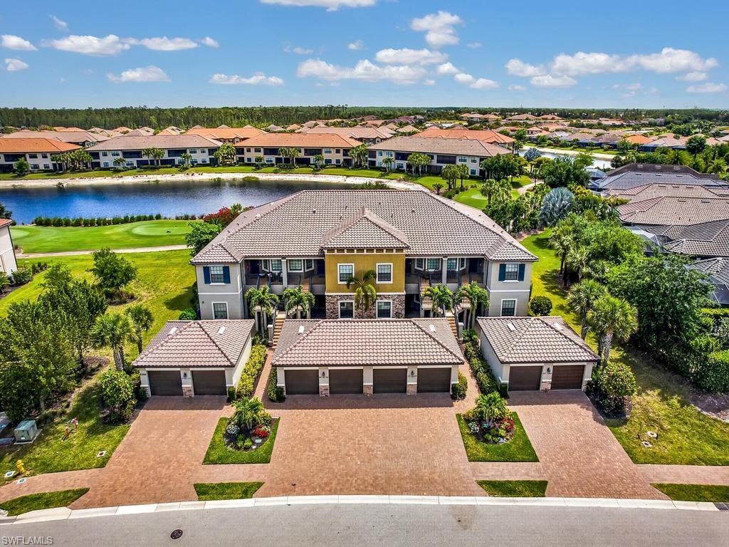 9366 Pocida Ct, Naples, FL 34119