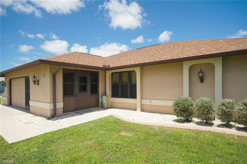 1301 SE 26 Ter, Cape Coral, FL 33904 photo