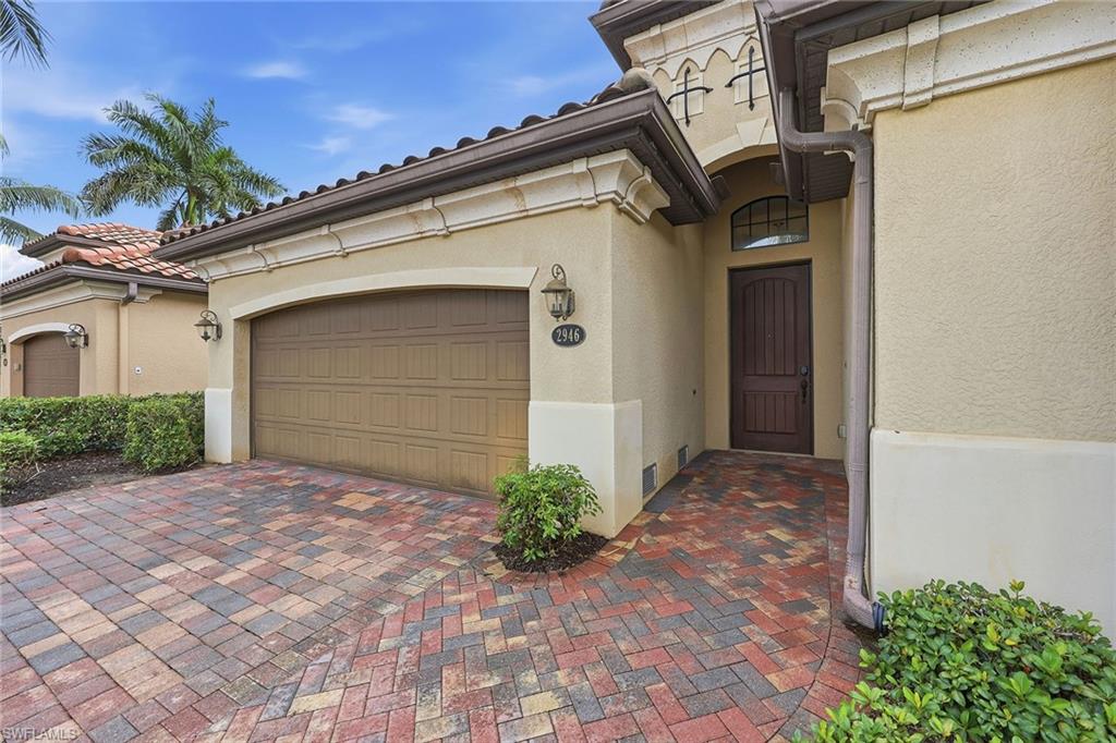 2946 Aviamar Cir, Naples, FL 34114 photo