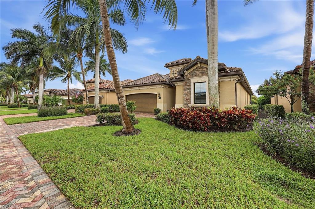 2946 Aviamar Cir, Naples, FL 34114 photo