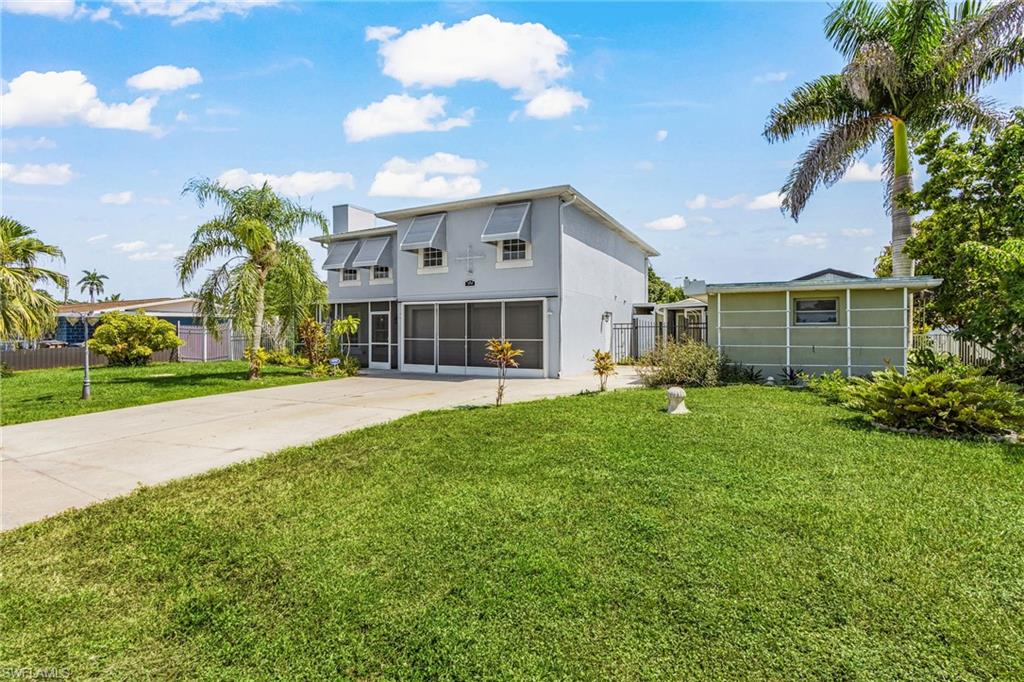 104 Davis Rd, Lehigh Acres, FL 33936