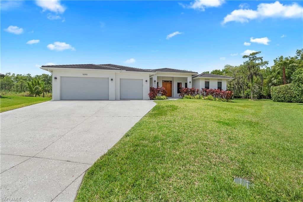18355 Fairmont Dr, Naples, FL 34114 photo