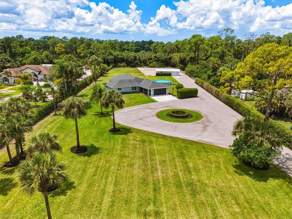 631 5 St, Naples, FL 34117 photo