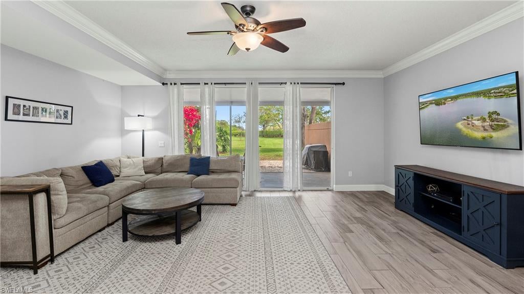 5766 Cove Circle 24, Naples, FL 34119 photo