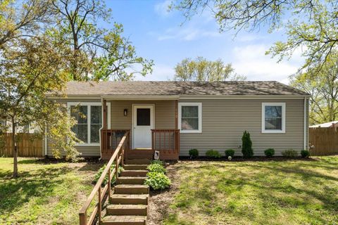  in Belleville IL 610 E C Street.jpg
