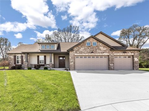  in Troy IL 1500 Sagaponak Lane.jpg