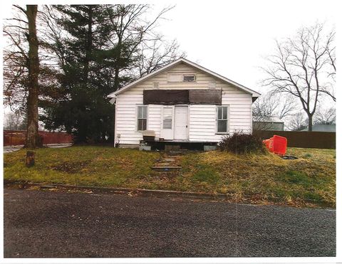  in Greenville IL 1107 West Street.jpg