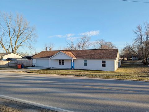  in Greenville IL 912 Franklin Avenue.jpg