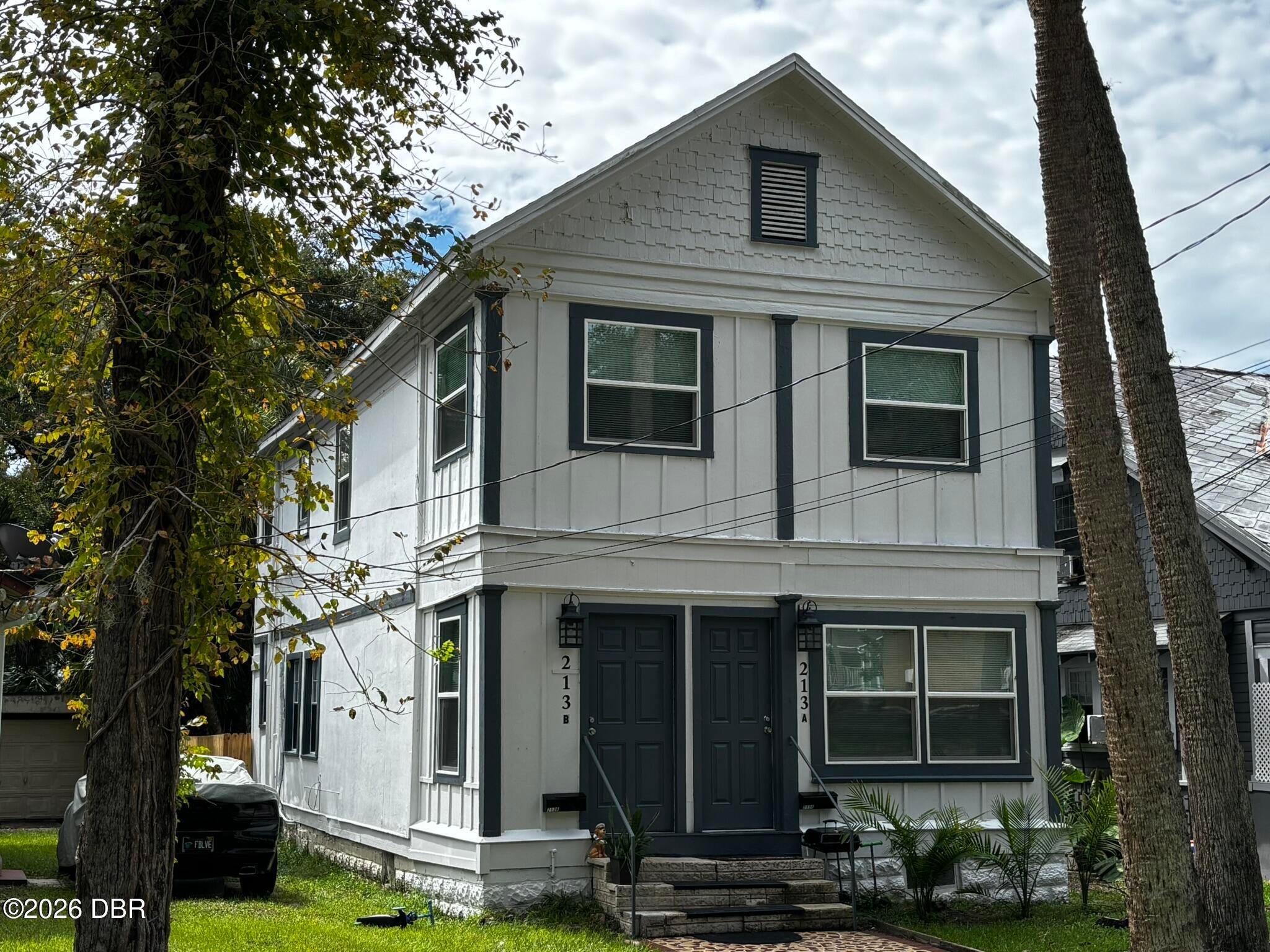 213 215 Live Oak Ave, Daytona Beach, FL 32114